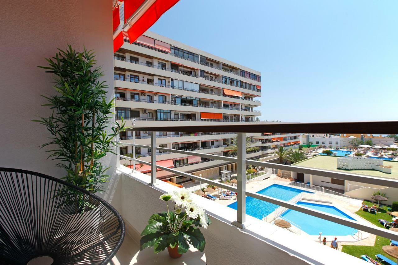 Nogalera Terrace - Adults Only Apartman Torremolinos Kültér fotó